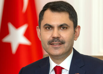Diyarbakır'da vatandaşlar sağlam binalarda güven içinde oturmaya başladı