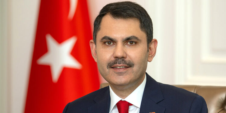 Diyarbakır'da vatandaşlar sağlam binalarda güven içinde oturmaya başladı