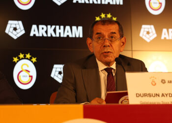 Dursun Özbek: Bazı şeylere dur demenin zamanı geldi