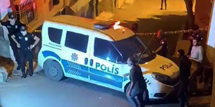 10 yaşındaki Emir oyun oynarken gürültü yaptığı için öldürüldü