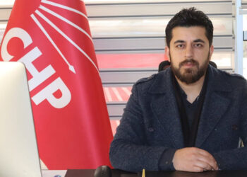 Toplumdaki mutsuzluk ve huzursuzluk artmaktadır