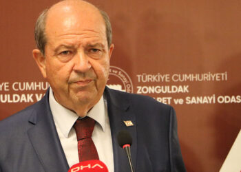 Barış Harekatı'na katılan gazilerle kucaklaştım