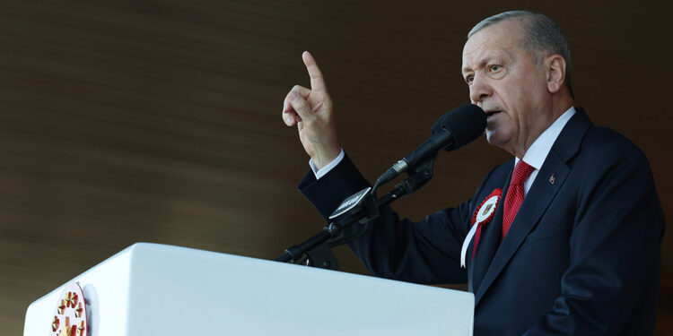 FETÖ'cü hainlerin ordumuzda açtığı tahribatı kısa sürede telafi ettik