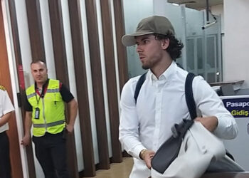 Ferdi Kadıoğlu sağlık kontrollerinden geçmek için İngiltere’ye gitti