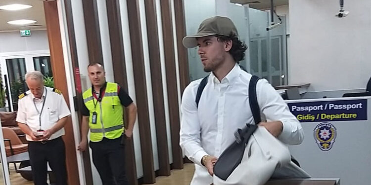 Ferdi Kadıoğlu sağlık kontrollerinden geçmek için İngiltere’ye gitti