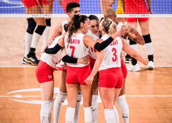 Türkiye Çin'i devirdi; Yarı finaldeyiz