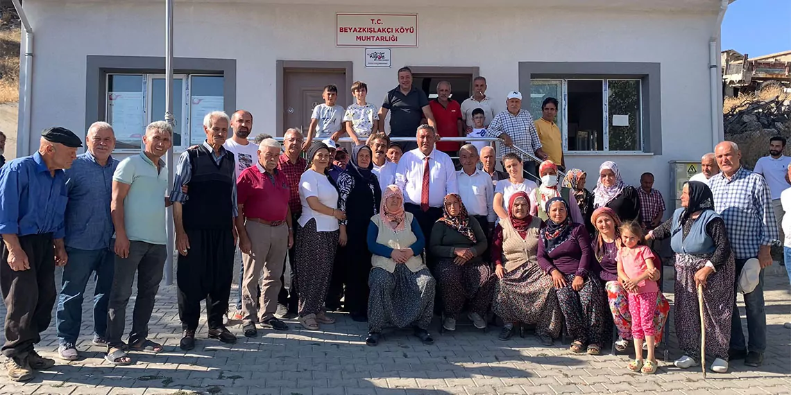 Chp niğde milletvekili ve tbmm tarım, orman ve köyişleri komisyon üyesi ömer fethi gürer, niğde'nin köylerinde yaşanan tapu ve ikamet sorunlarına dikkat çekerek, köylerine geri dönmek isteyen vatandaşların yaşadığı zorlukları gündeme getirdi.