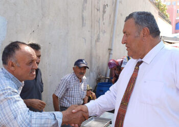 İki karpuz satıp bir litre mazot alıyorum