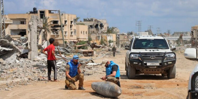 İsrail'in saldırılarında 289 yardım görevlisi öldürüldü