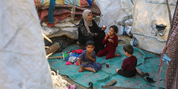 Gazze'deki çocuklarda yetersiz beslenme vakaları yüzde 300 arttı