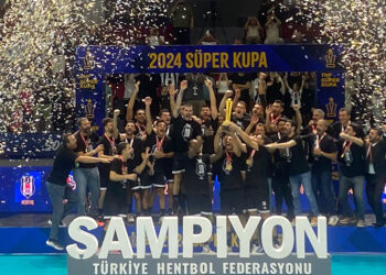 Hentbol Erkekler Süper Kupa karşılaşmasında şampiyonu Beşiktaş