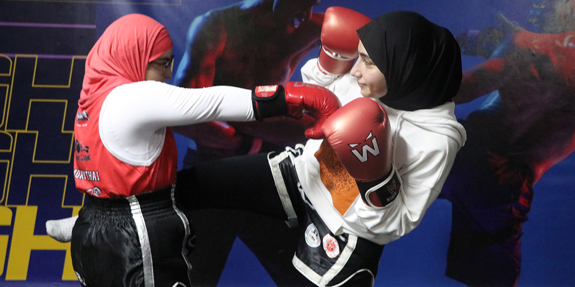 Hicret Ertekin, muay thai sporuyla hayata yeniden tutundu