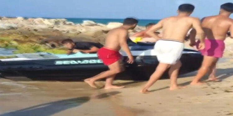 Arnavutköy'de boğulma tehlikesi geçiren çocuk kurtarıldı