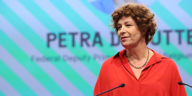 İsrailli Bakanların insani yardım açıklamaları cezalandırılmalıdır