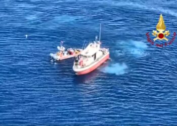 Sicilya'da batan yelkenli teknedeki kayıp kişinin cesedi bulundu