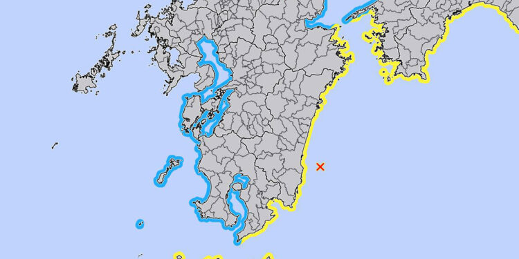 Japonya'da 7.1 büyüklüğünde deprem