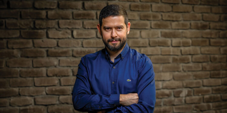 Kurumlara özel yapay zeka geliştirmede yüzde 90 maliyet avantajı sunuyoruz