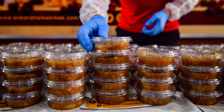 Çölyak hastaları için glütensiz aşure üretildi