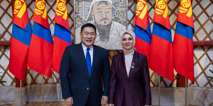 Mahinur Özdemir Göktaş Moğolistan temaslarını sürdürüyor