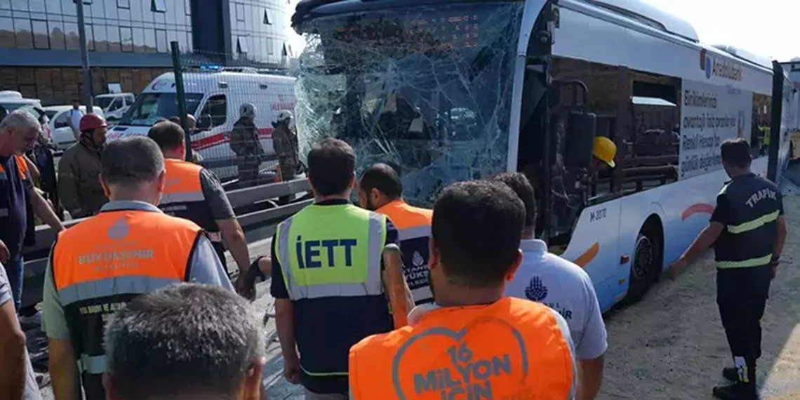 Metrobüs kazasına ilişkin gözaltı sayısı 10'a yükseldi