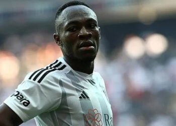 Muleka, Al-Kholood'a transfer oldu