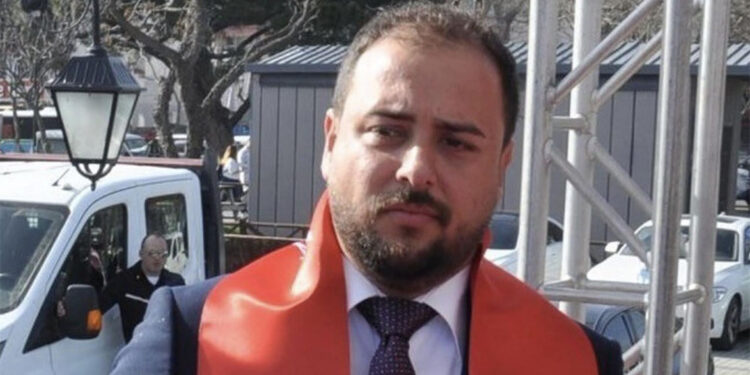 CHP'li Meclis Üyesi tabancayla vuruldu