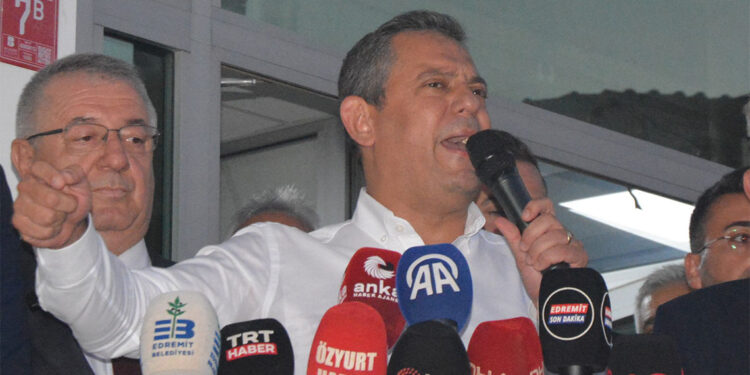 İnsan hayatının siyaseti olmaz