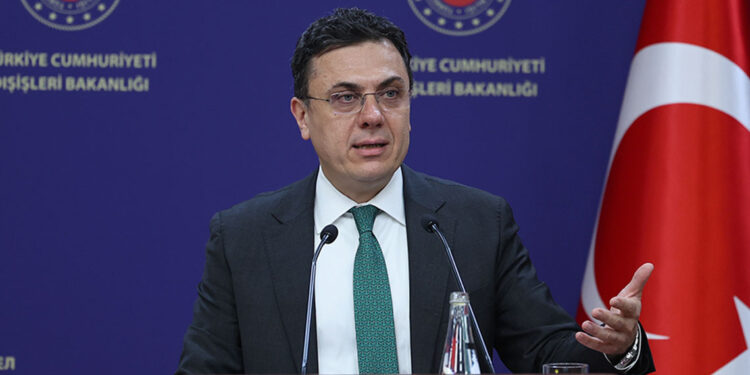 Diplomatları tehdit ederek barışa ulaşamazsınız