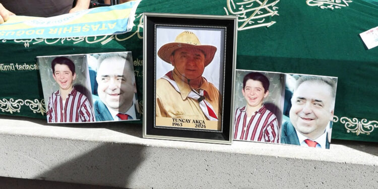 Oyuncu Tuncay Akça son yolculuğuna uğurlandı