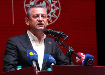 Cemevleri Aleviler için ibadethanedir