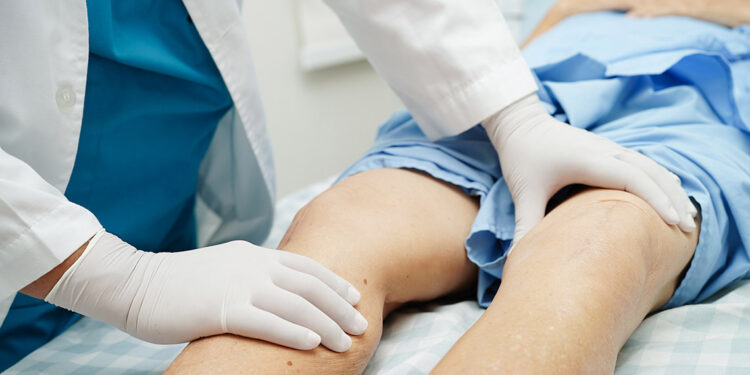 Parantez bacak görünümü yaşam kalitesini düşürüyor