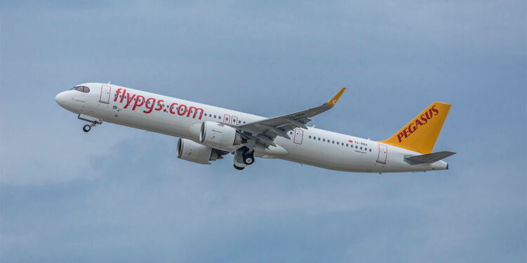 Pegasus Sevilla seferlerine başladı