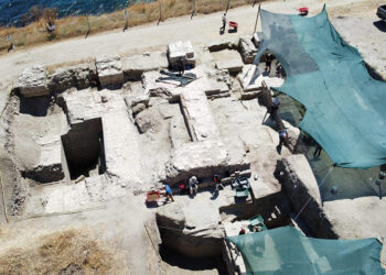 Perinthos Antik Kenti'nde ortaya çıkarılan tiyatroda yeni keşif