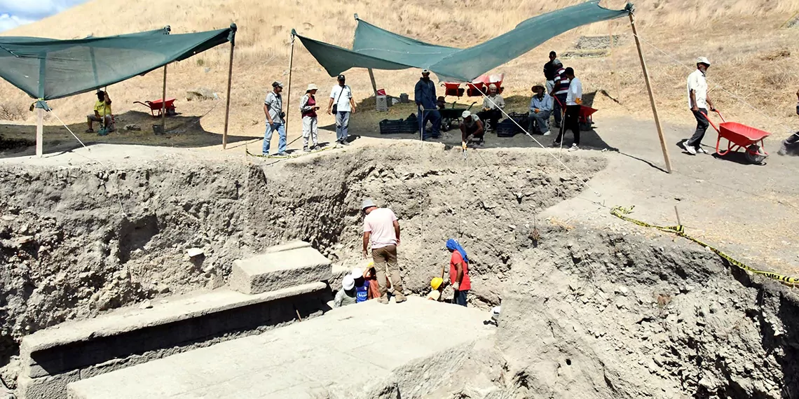 Perinthos antik kenti'nde ortaya çıkarılan tiyatroda yeni keşif