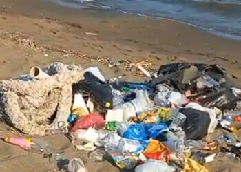 Phaselis'teki çöp yığınları tepki çekiyor