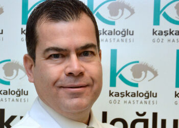 Sarı nokta hastalığında göz içi teleskopik mercek uygulaması