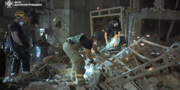 Rusya Ukrayna'nın Kryvyi Rih kentini hedef aldı; 2 ölü 5 yaralı