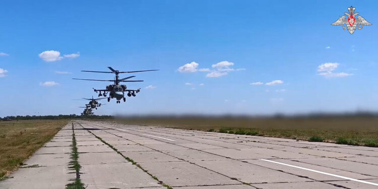 Rus helikopterleri, Kursk'ta Ukrayna unsurlarını vurdu