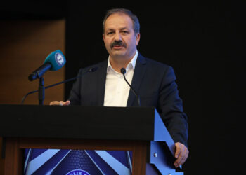 Sağlık-Sen Etüt Merkezi’nde eğitim gören 161 genç artık üniversiteli