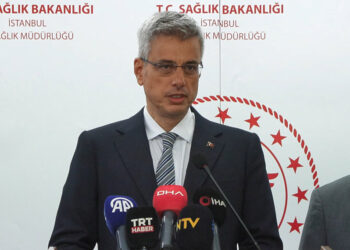 Sağlık sektörünü yeniden teknoloji ve bilgi üreten sektör haline getireceğiz