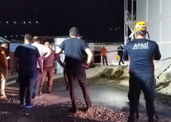 Sakarya Şehir Hastanesi inşaatında işçilerin kaldığı yapıda göçük: 15 yaralı