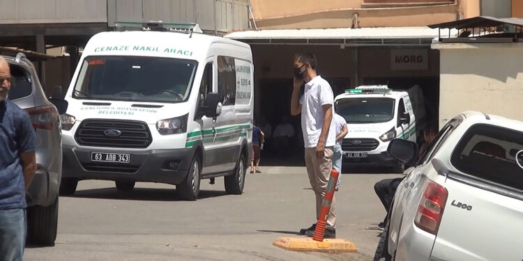 Şanlıurfa’da çırçır fabrikasının çatısından düşen işçi öldü