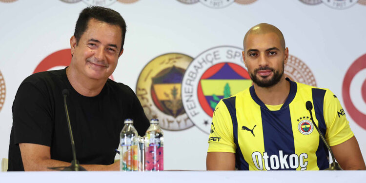 Sofyan Amrabat, Fenerbahçe'ye imzayı attı