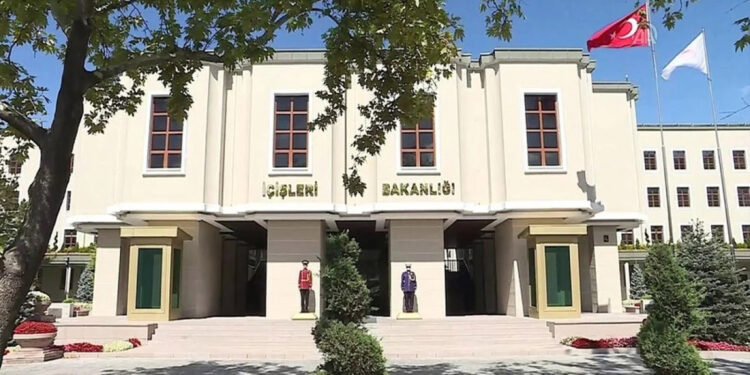 Suriyeliler ve yabancılarla ilgili işlemler noterlikler üzerinden yapılmamaktadır