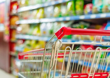 TÜİK: Yıllık ticaret satış hacmi azaldı, perakende satış hacmi arttı
