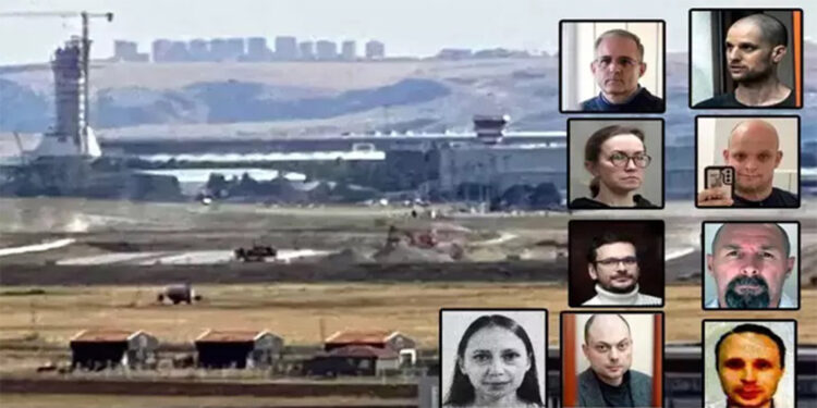 Tarihi takasta önemli isimler ülkelerine döndü