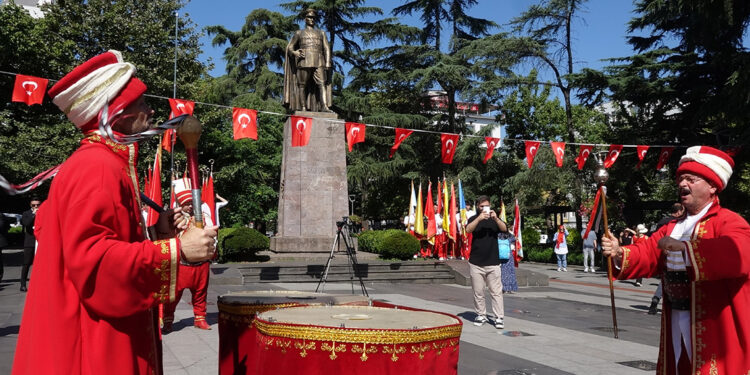 Trabzon'un fethinin 563'üncü yıl dönümü kutlandı