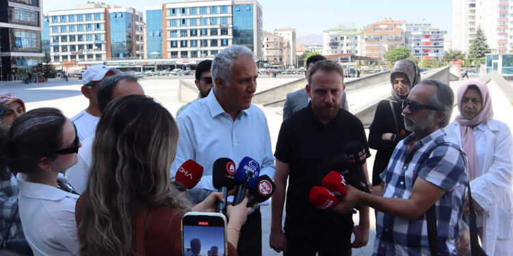 Tüketiciler Birliği'nden Prof. Dr. Mehmet Ceyhan hakkında suç duyurusu