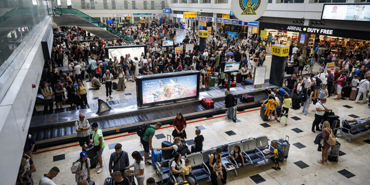 Turistin en büyük şikayeti rötar