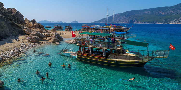 'Türkiye'nin Maldivleri'nde tekne işgal